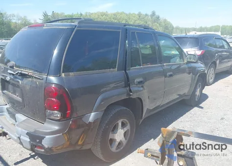 2006 Chevrolet Trailblazer Ls from USA, damaged, VIN 1GNDT13S462245786